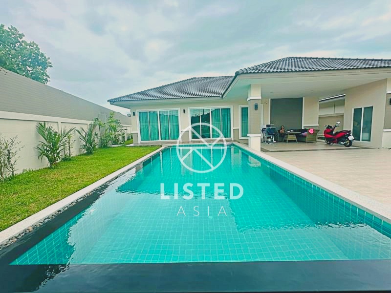 For SalePattaya, Bangsaen, Chonburi : 3 Bedrooms Pool Villa for Sale in Huay Yai