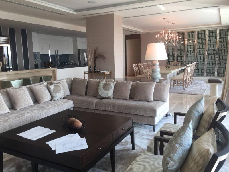 For RentCondoWitthayu, Chidlom, Langsuan, Ploenchit : Condo For Rent The Residences at The St. Regis Bangkok 3 Bedroom 5 Bathroom 325 sqm