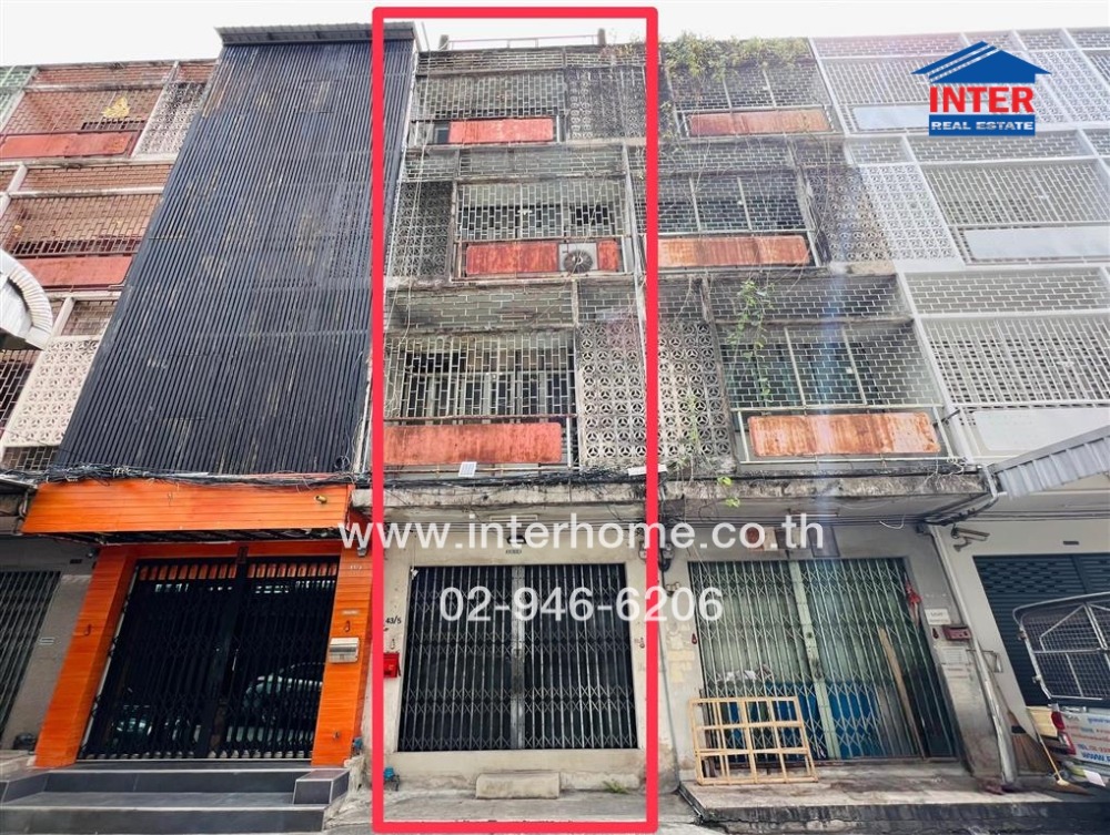 For SaleShophouseYaowarat, Banglamphu : Commercial building, 5 floors, 14 sq m. Commercial building, Soi Chaloem Khet 3, Plabplachai Road, Charoen Krung Road, Pom Prap Sattru Phai District, Bangkok