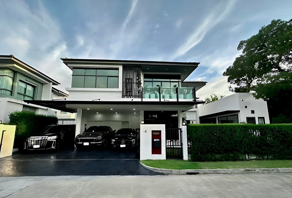 For SaleHousePattanakan, Srinakarin : Ww712 Selling #Single house, Setthasiri Srinakarin Village - Rama 9, Krungthep Kreetha Road, Soi 7 Intersection 4