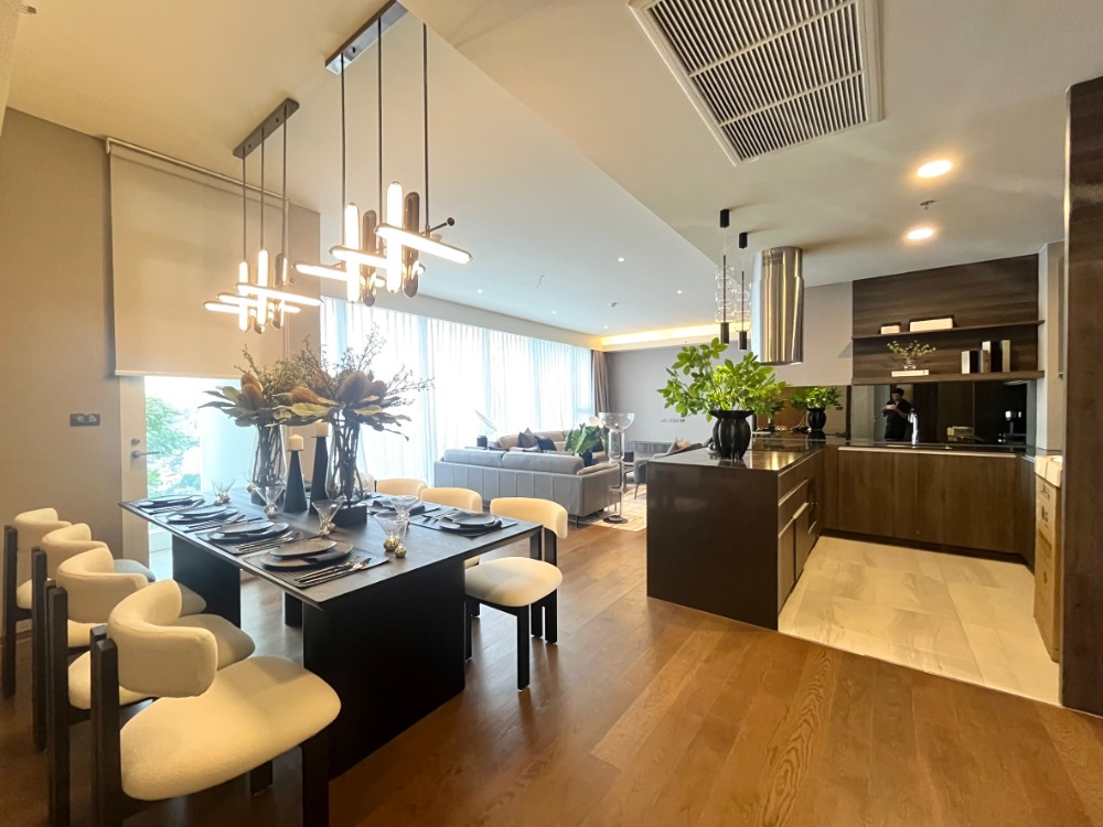 For SaleCondoSukhumvit, Asoke, Thonglor : Penthouse 152 sqm. 4Bed, 4Bath at Wyndham Garden Residence Sukhumvit42