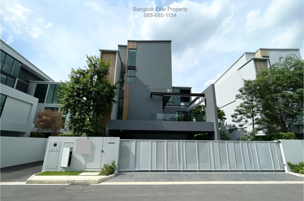 For RentHousePattanakan, Srinakarin : For rent, single house, Vive Krungthep Kreetha, new house, next to Wellington Collage, 4 bedrooms