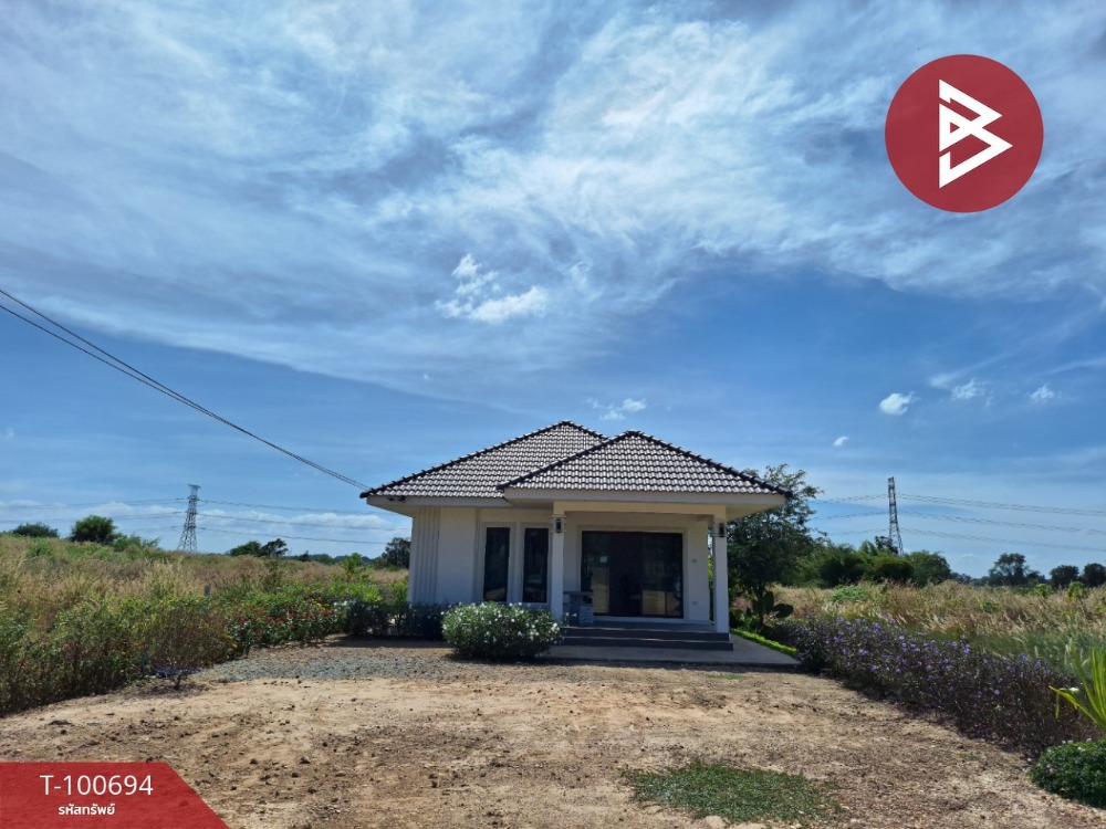 For SaleHousePrachin Buri : Single house for sale with land, area 2 rai, Sri Mahaphot, Prachin Buri