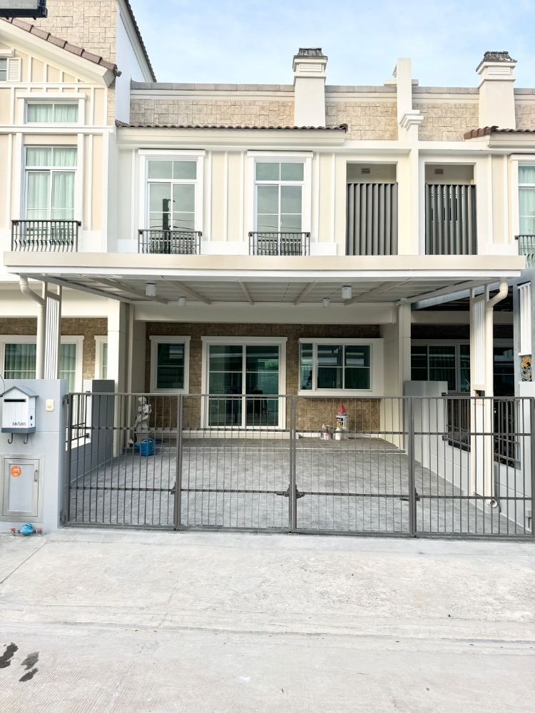 For RentTownhouseBangna, Bearing, Lasalle : For rent Indy Bangna-Ramkhamhaeng 2, near Mega Bangna shopping mall, beautifully decorated, complete with furniture and electrical appliances