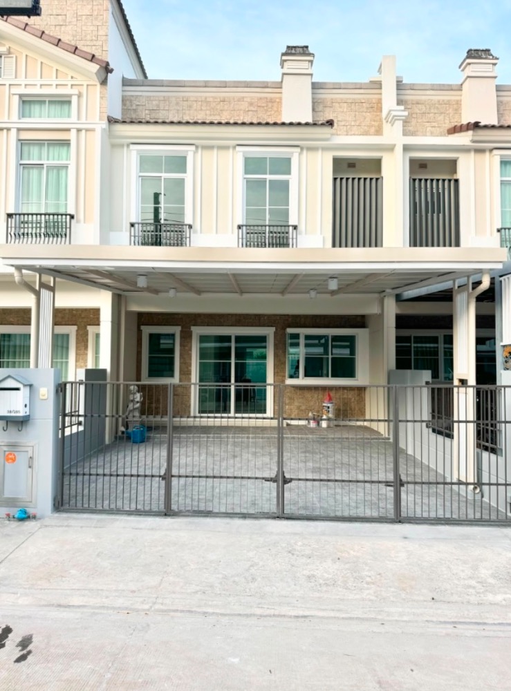 For RentTownhouseBangna, Bearing, Lasalle : Townhouse for rent, 2 floors, Indy Village, Bangna - Ramkhamhaeng 2, beautiful, fully furnished, near Mega Bangna shopping center. Interested, add Line @841qqlnr