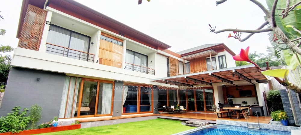 For SaleHouseOnnut, Udomsuk : Single house for sale with swimming pool, Sukhumvit, Phra Khanong