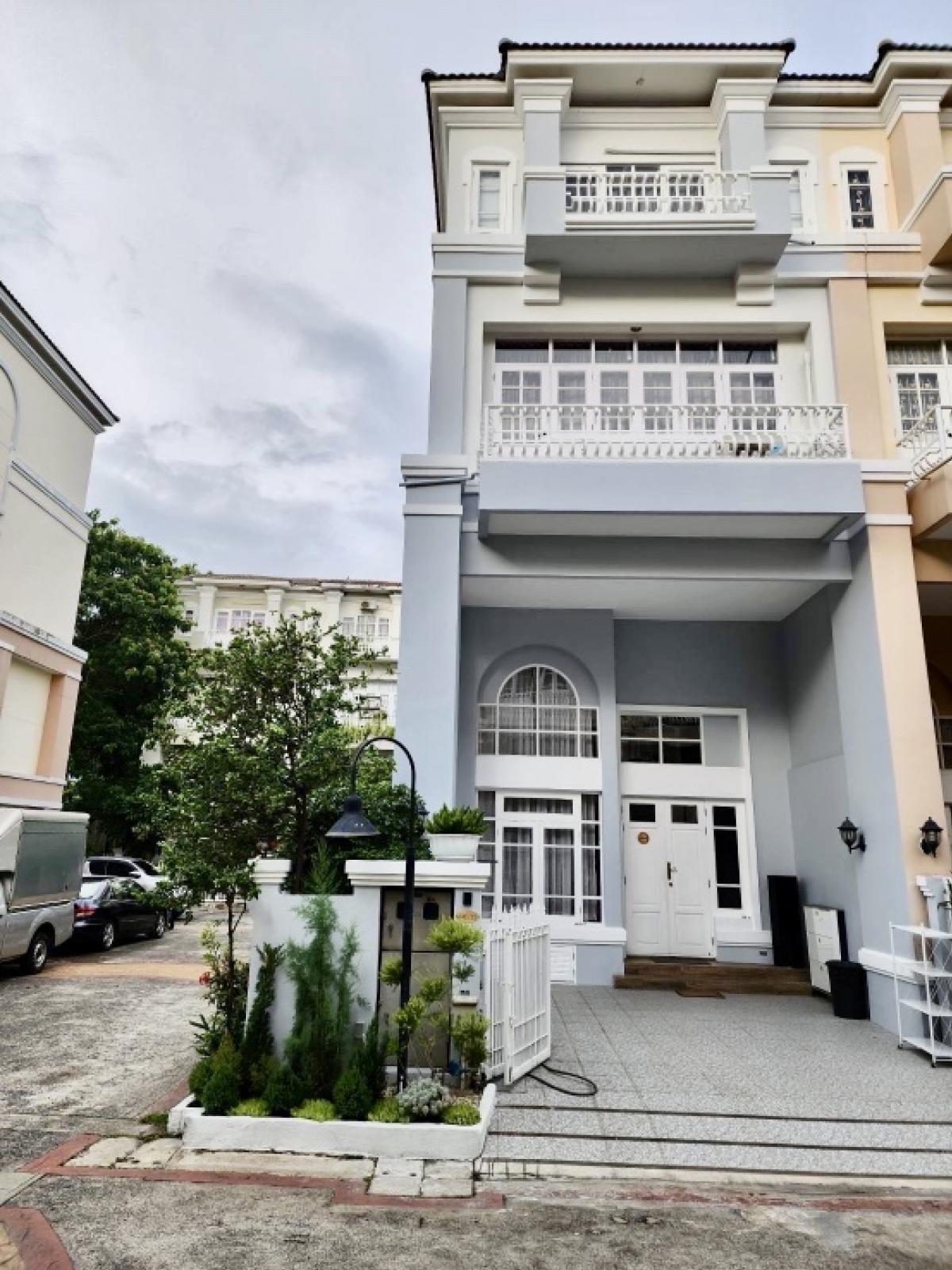 For RentTownhouseOnnut, Udomsuk : 💥 * 3 bedrooms, 4 bathrooms * Townhouse for rent, City Plus Village, Sukhumvit 50 / City Plus Sukhumvit 50 (corner house) BTS On Nut 1 kilometer