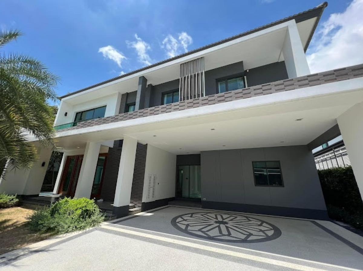 For RentHouseBangna, Bearing, Lasalle : Rental : Pool Villa House in Bangna , 4 Bed 5 Bath , 306 sqm , 113 sqw 🔥🔥Rental Price : 250,000 THB / Month 🔥🔥#superluxuryhousebkk#Ultraluxurycondo #luxuryhousebangkok #superluxurycondoforsale #อสังหาริมทย์ทรัพย์ #realestatethailand#PSLiving  