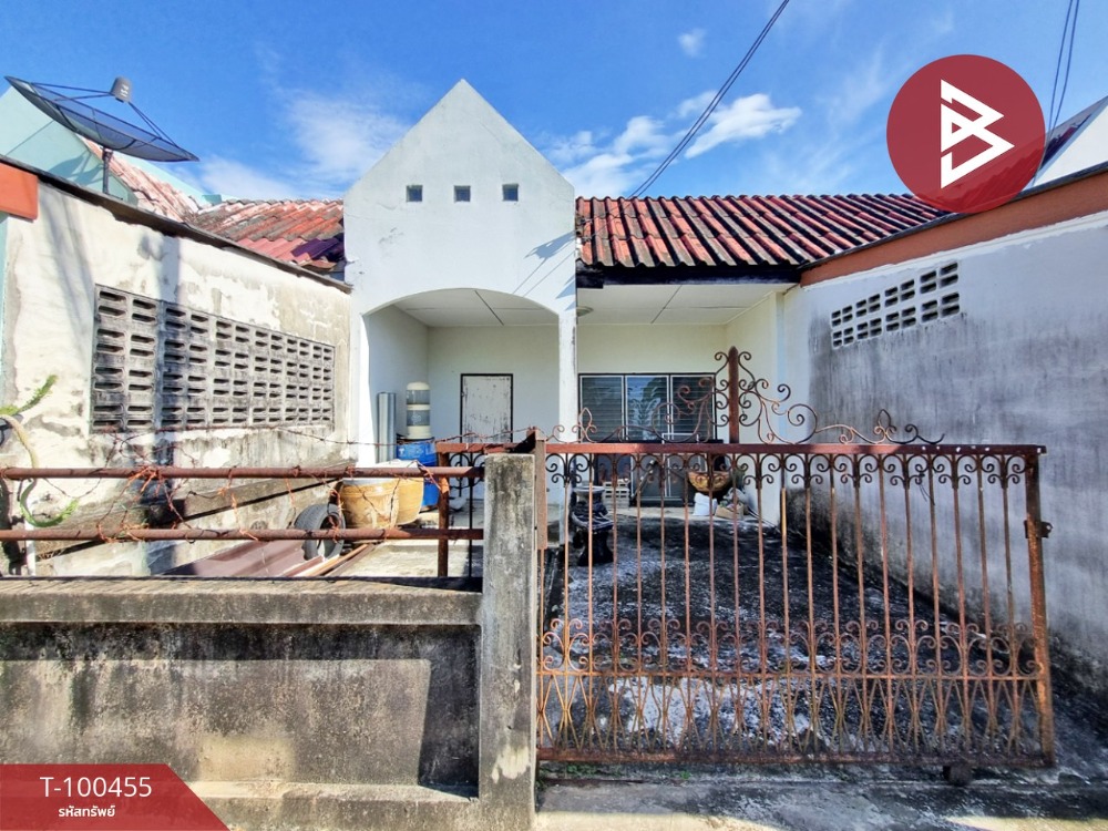 For SaleTownhouseChanthaburi : For sale: single-storey townhouse, Soi Chula Banphot 10, Bang Khacha, Chanthaburi