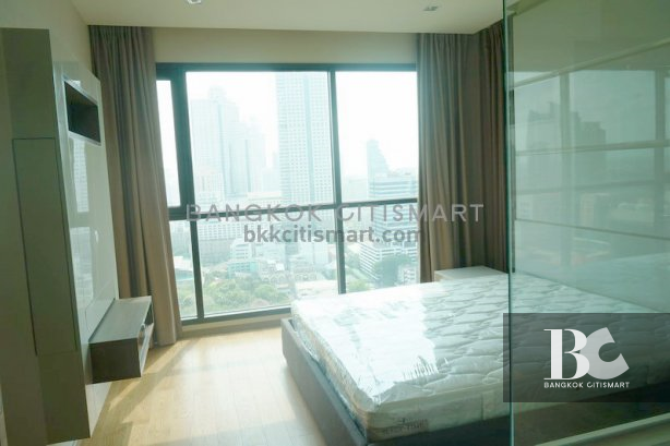 For RentCondoSathorn, Narathiwat : (for rent) The Address Sathorn, near BTS Saint Louis.