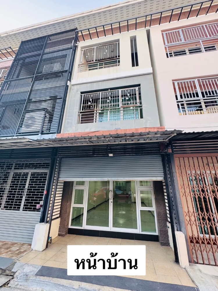 For RentShophouseRama3 (Riverside),Satupadit : For rent: 3-storey commercial building, near Terminal 21 Rama 3, within walking distance, near BRT Charoen Rat Station, near Charoen Rat Expressway, suitable for Home Office, stockpiling goods, or businesses that do not require a storefront.