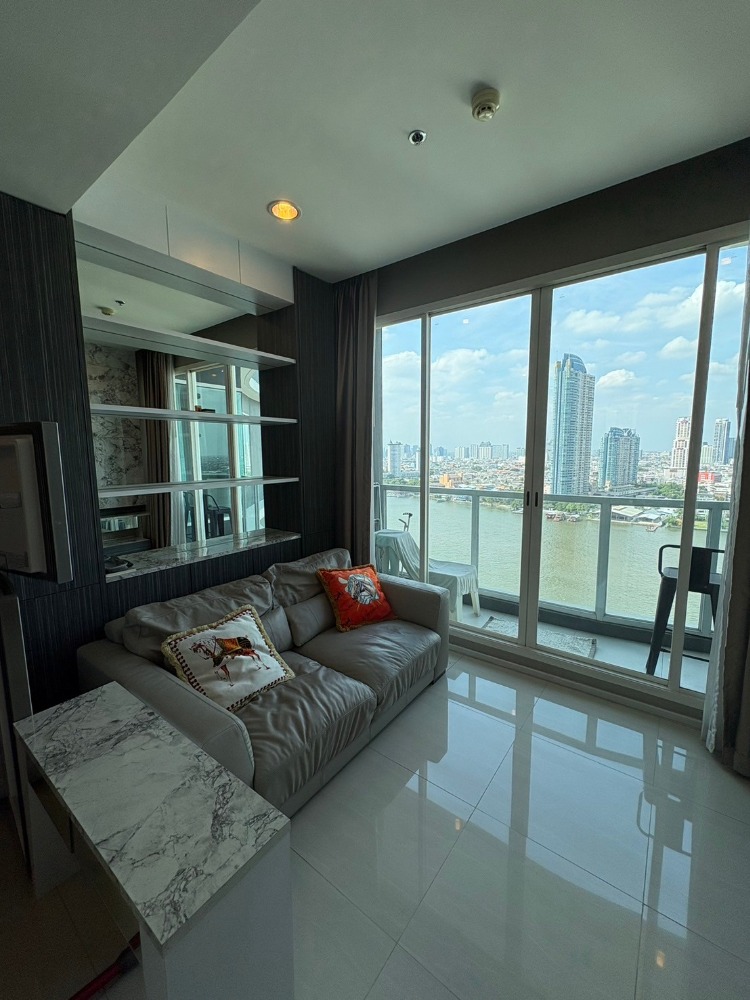 ขายคอนโดสาทร นราธิวาส : พร้อมขาย Menam Residences (แม่น้ำ เรสซิเดนท์)