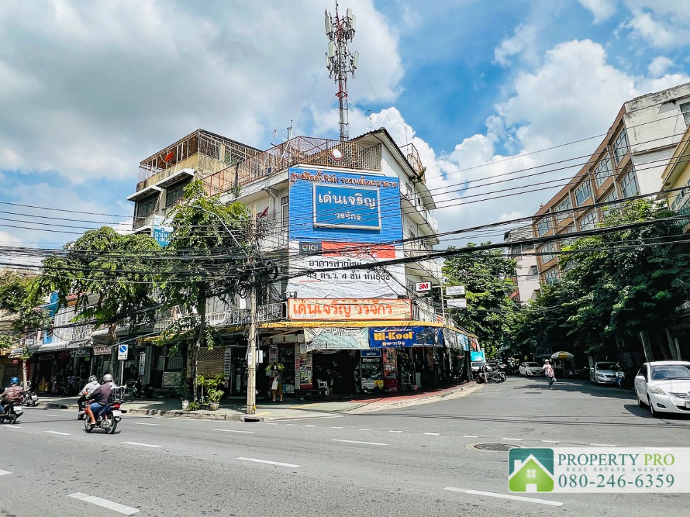 For SaleShophouseYaowarat, Banglamphu : Commercial Building for Sale Worachak, area 43 sqw 755 sqm Good Location Near MRT Sam Yot, MRT Wat Mangkon, Yaek Mahajak, Klong Thom, Charoen Krung, Yaowarat : MF24S-021