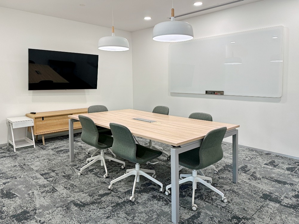 For RentOfficeSiam Paragon ,Chulalongkorn,Samyan : Fully serviced open plan office space for you and your team in Regus Central Tower