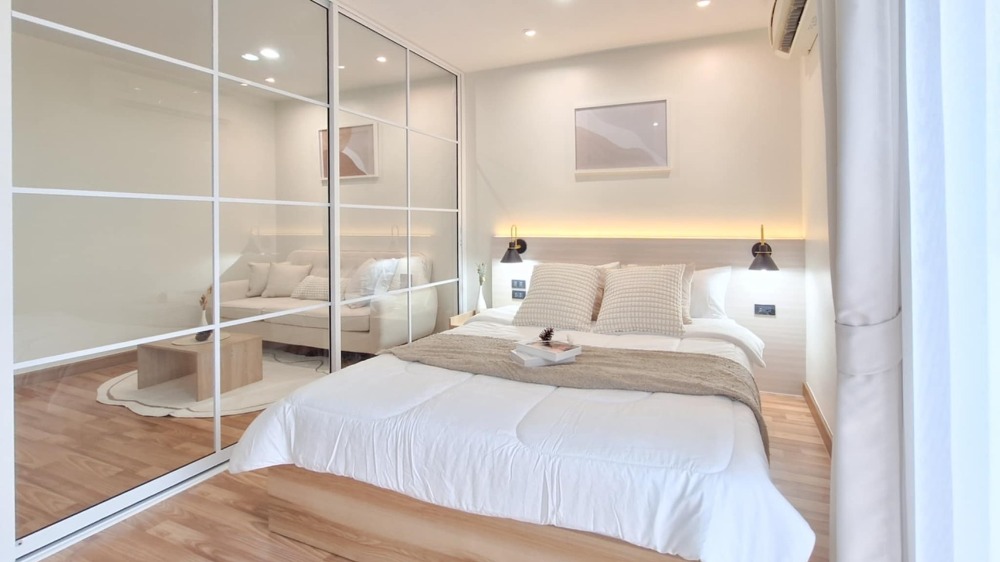 For RentCondoVipawadee, Don Mueang, Lak Si : Condo for rent: Regent Home 15 Chaengwattana, beautiful room with electrical appliances and furniture