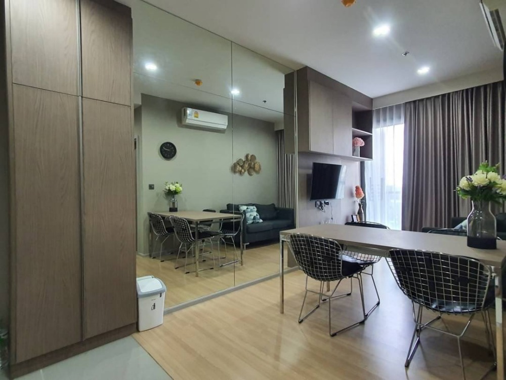 For RentCondoSapankwai,Jatujak : 🐶 Pet Friendly, large room, very good price! Very rare room, hurry and book now! 🐶M Jatujak, 2 bedrooms, 2 bathrooms, only 33,000 baht/month! 📞 Call: 086-746-8882 (K. Cooper)