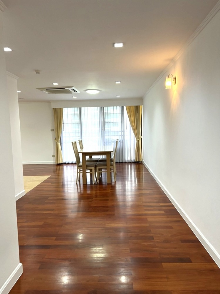 ให้เช่าคอนโดสุขุมวิท อโศก ทองหล่อ : TWP087(For Rent) Acadamia Grand Tower 3Bedrooms. Closed to Phrom Phong BTS station