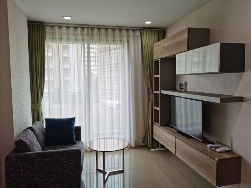 For SaleCondoSukhumvit, Asoke, Thonglor : Condo For Sale Mirage Sukhumvit 27 1 Bedroom 1 Bathroom 35 sqm