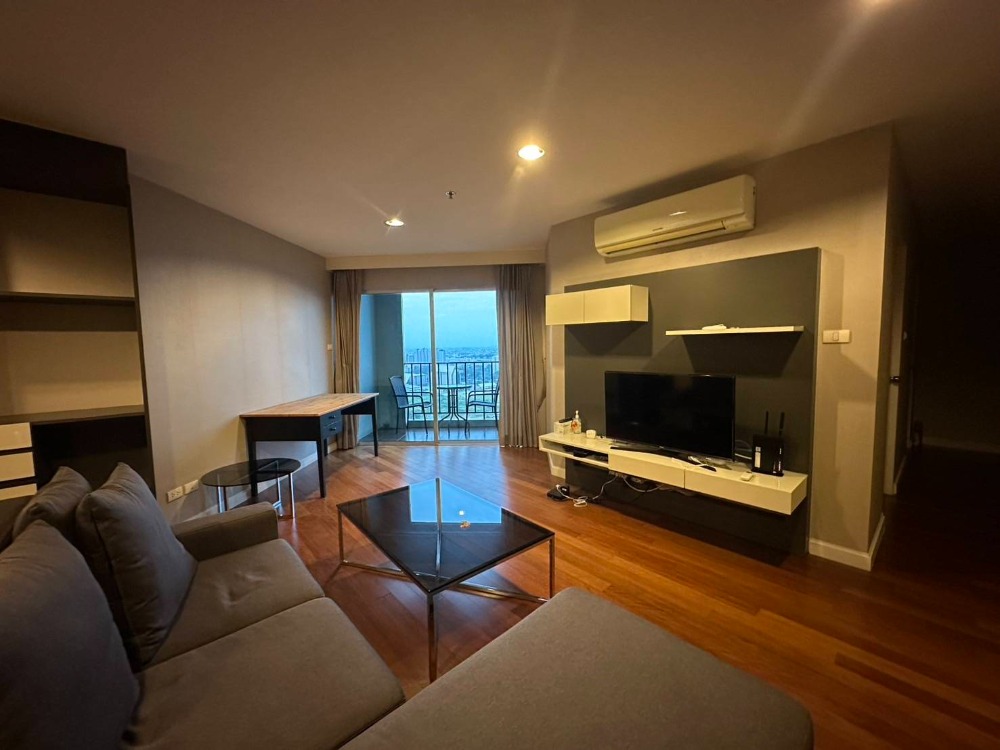 For RentCondoRama9, Petchburi, RCA : 🔥 New best deal 🔥 [ For Rent ] [ Belle Grand Rama 9 ] *** 3 Bed 2 Bath / Fully furnished, luxurious high rise Condominium. Easily to travel around by MRT 👍