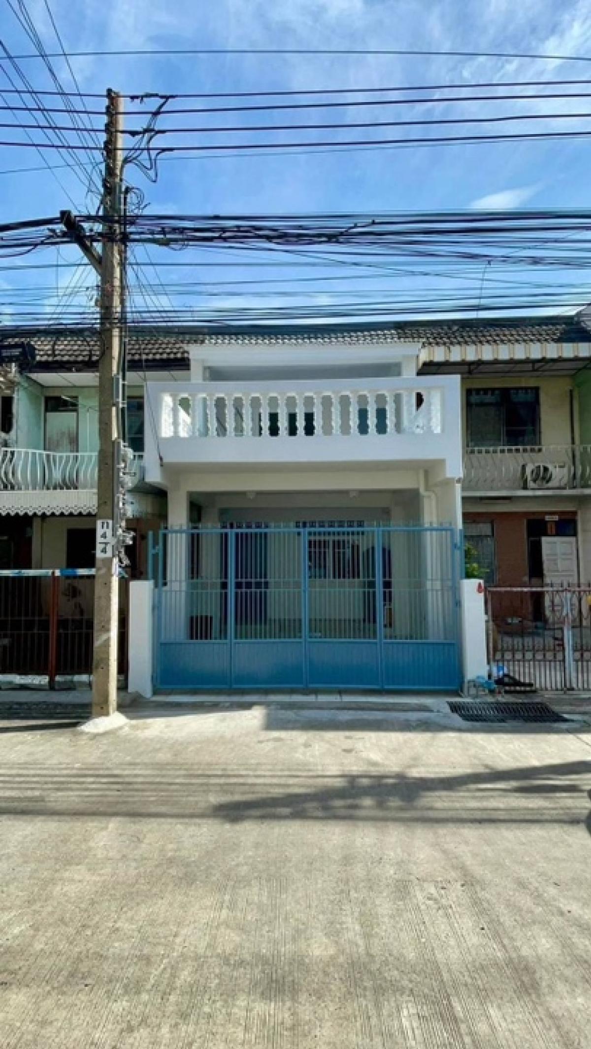 For RentHouseOnnut, Udomsuk : House for rent Punnawithi Soi 7