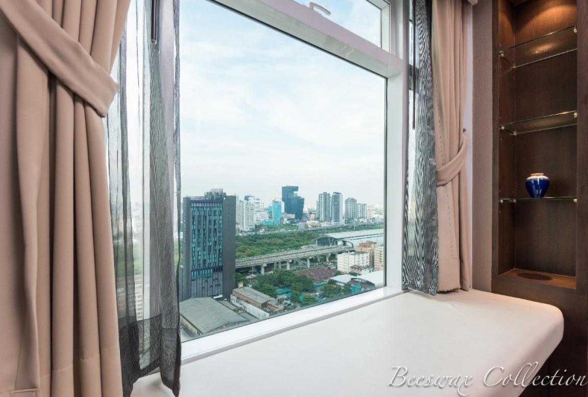 For RentCondoRama9, Petchburi, RCA : Condo for rent, near MRT Phetchaburi, BTS Phloen Chit, high floor, free furniture, ready to move in, best price in the project, 47 sq.m., 25th floor