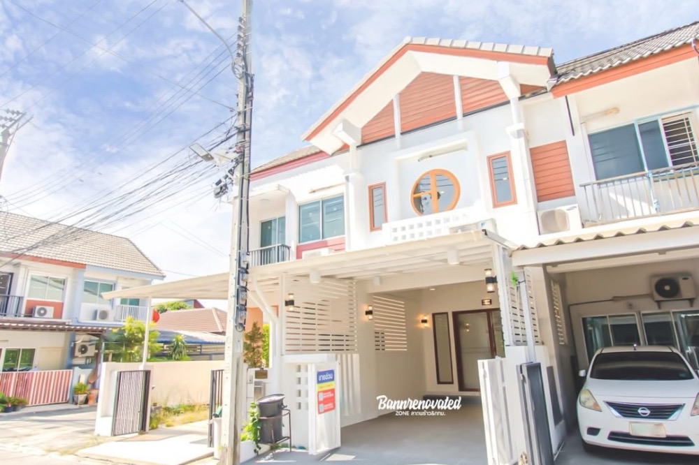 For SaleTownhouseKaset Nawamin,Ladplakao : 2-storey townhouse, 2 bedrooms, 2 bathrooms, newly renovated, AREEYA AT HOME Village, Soi Prasertmanukit 29, decorated with minimalist Muji round glass, very cute house, price only 2.99 million baht, location near Hua Mum Market and Central 🔥 #Free transf