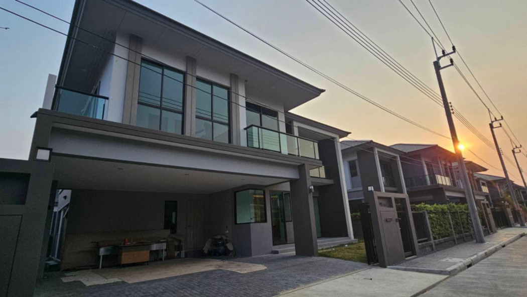 For RentHouseLadkrabang, Suwannaphum Airport : For rent: Single house, The Palm Bangna Ring Road, area 80 sq m, usable area 320 sq m, 4 bedrooms, 4 bathrooms, parking for 2-3 cars.