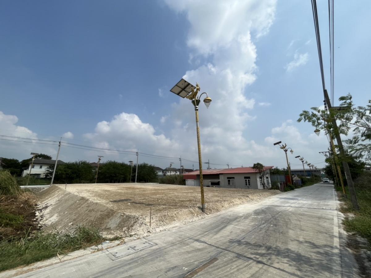 For RentLandLadkrabang, Suwannaphum Airport : Land for rent, filled in, in Soi Lat Krabang 14/1, Intersection Ratcha 15