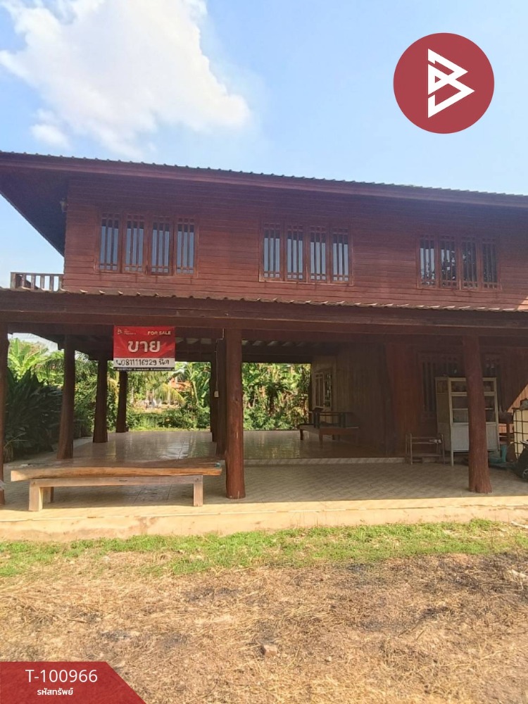 For SaleHouseUttaradit : For sale: 2-storey Thai-style detached house, Lablae, Uttaradit