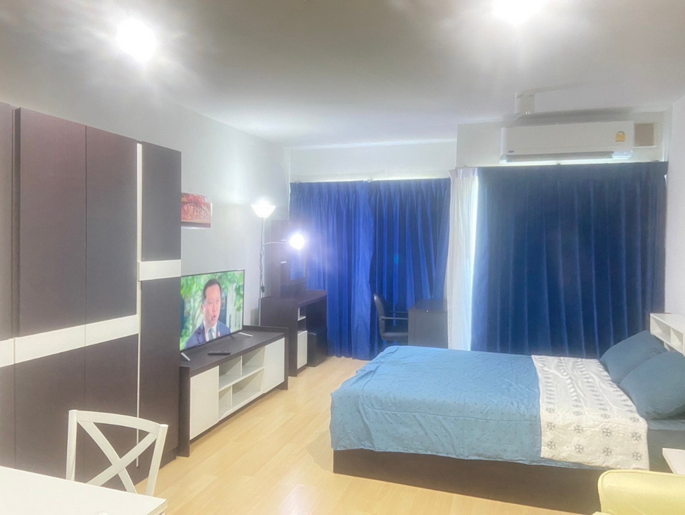 For RentCondoLadkrabang, Suwannaphum Airport : Call : 089-172-2271 For Rent Condo Iris Avenue Onnuch-Lat Krabang Near Suvarnabhumi Airport 28 sq.m 8th floor Building 1, Fully furnished, Ready to move in