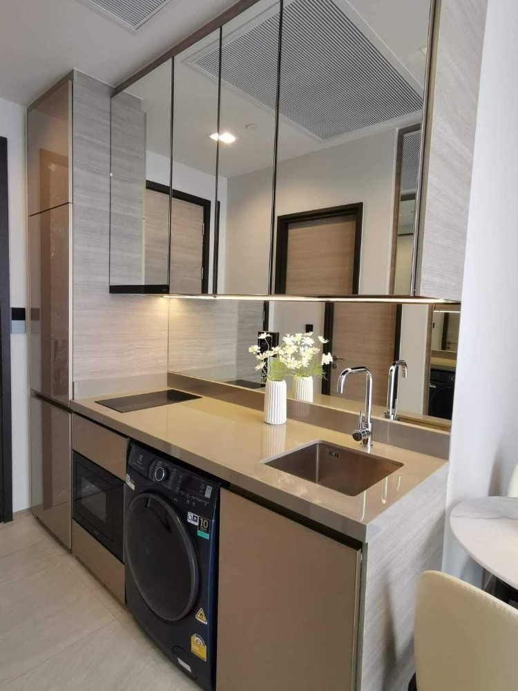 ให้เช่าคอนโดลาดพร้าว เซ็นทรัลลาดพร้าว : TWP102 (For Rent) The Crest Park Residences 1Bedroom. Closed to  Phahonyothin MRT station