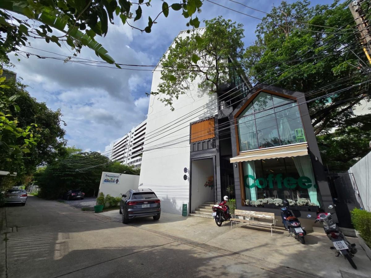 For RentOfficeLadprao, Central Ladprao : Office for rent 🔥Studio Soi Lat Phrao 15🔥3+4 floors🔥25 sq m🔥135 sq m🔥 R1212