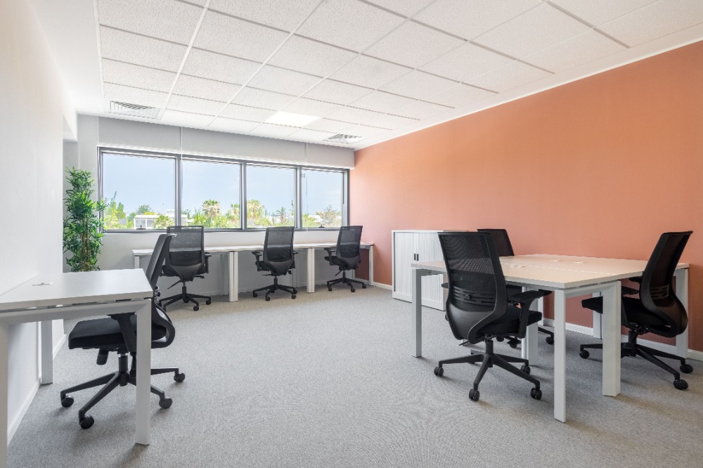 ให้เช่าสำนักงานเชียงใหม่ : Tailor-made dream offices for 5 persons in Spaces The OfficePlus