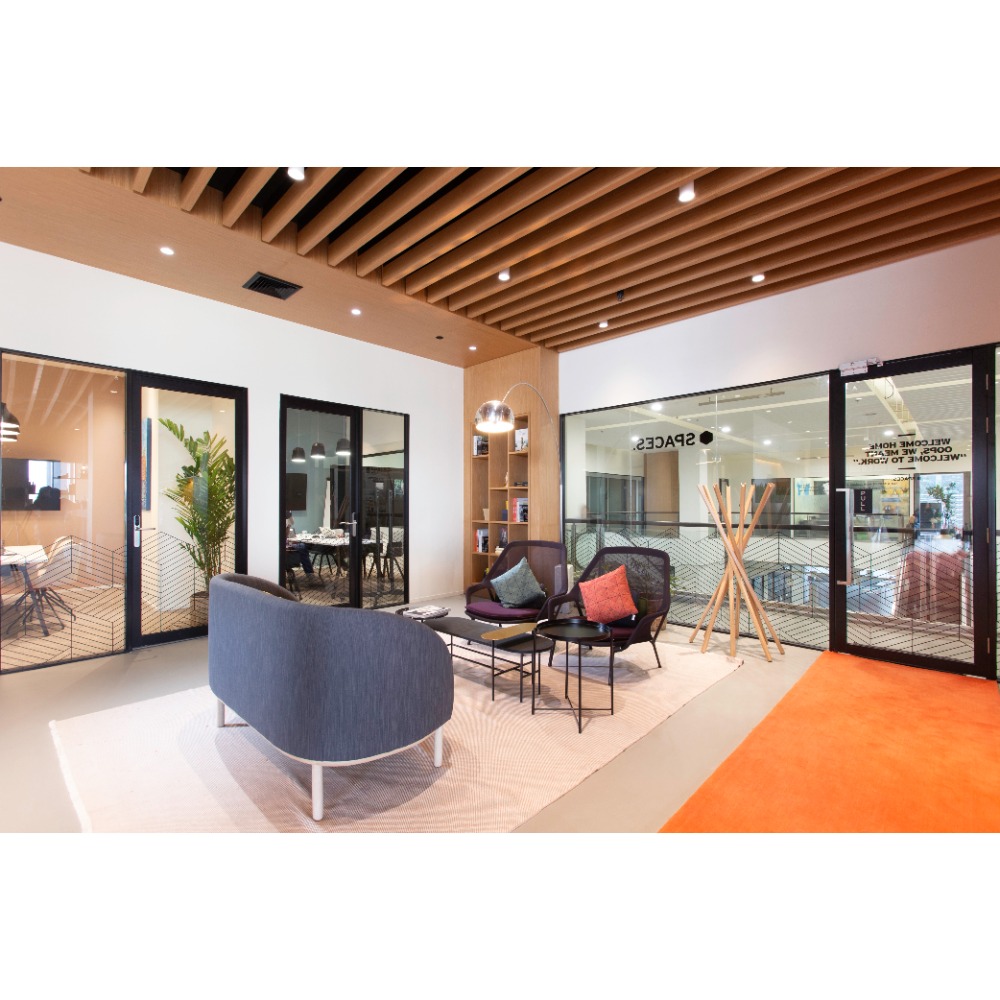 For RentOfficeKasetsart, Ratchayothin : Simply walk in and get to work in professional workspace in Spaces Phahon 19