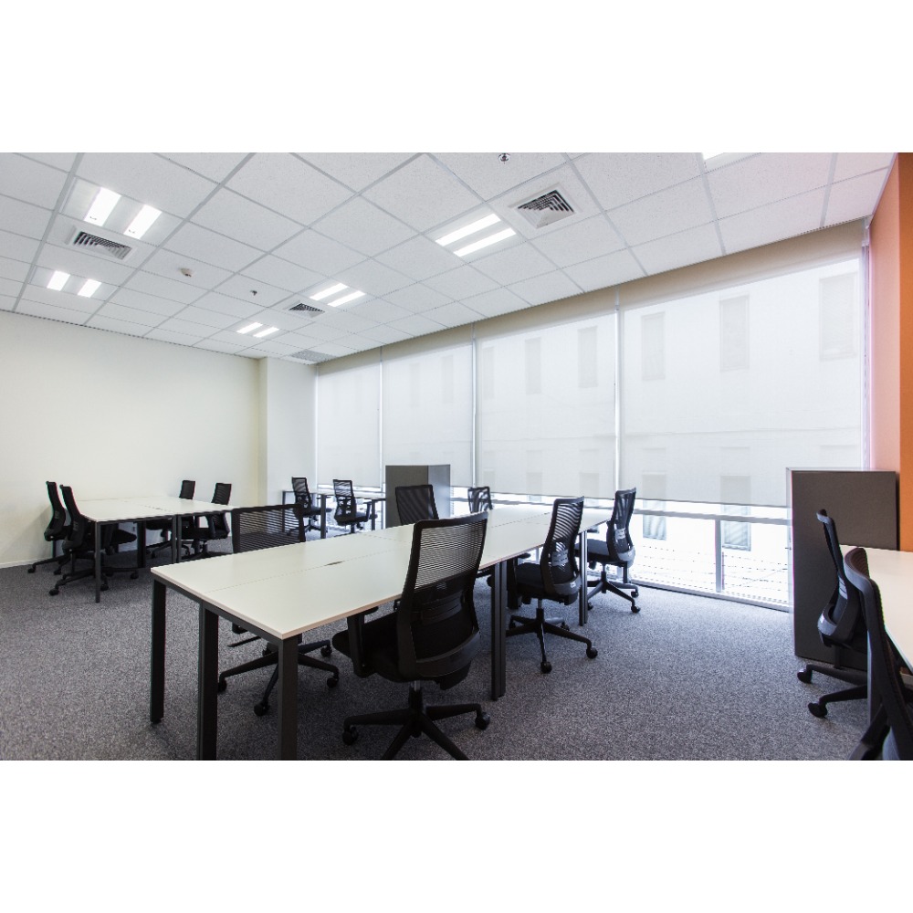 ให้เช่าสำนักงานสะพานควาย จตุจักร : Professional office space in Spaces Phahon 19 on fully flexible terms