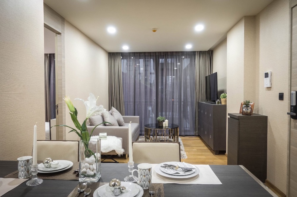 For RentCondoWitthayu, Chidlom, Langsuan, Ploenchit : Klass Langsuan 1 bedroom, 1 bathroom with bathtub, beautiful room, fully furnished, near BTS Chidlom