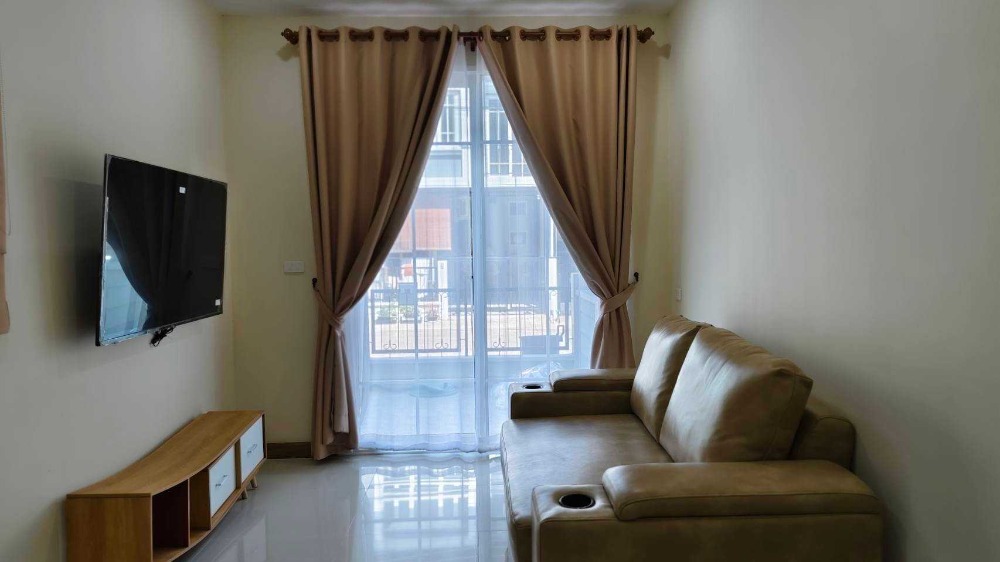 For RentTownhouseChiang Mai : Townhouse for sale, 3 bedrooms, 2 bathrooms, Golden Town project, Chiang Mai