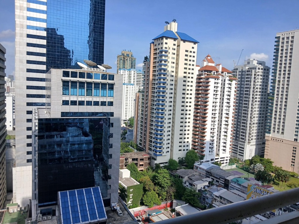 For RentCondoSukhumvit, Asoke, Thonglor : ✨ Vacant room for rent Grand Park View Asoke ✨ 📍 Location: in the heart of Asoke