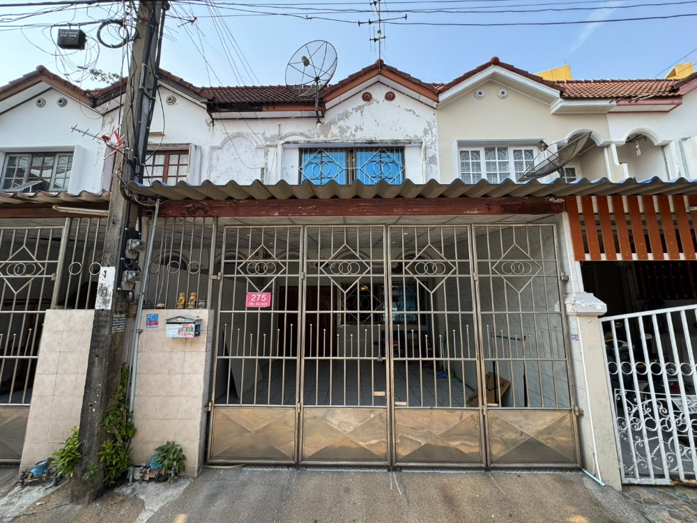 For RentTownhouseRamkhamhaeng, Hua Mak : ✨Townhouse, Khem Phet Village, for urgent rent!! Cheap price and very good house, ready to move in on January 1, 2025. Book first, get it first.