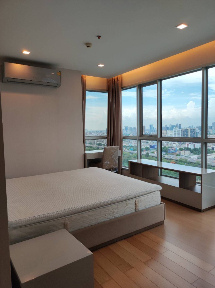 For RentCondoRama9, Petchburi, RCA : The Address Asoke 2Bedroom 2Bathroom 75sqm. 45,000THB Line : @thebrokerage