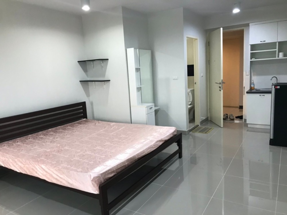 For SaleCondoLadkrabang, Suwannaphum Airport : Condo for Sale IRIS Avenue Onnuch Suvarnabhumi, Studio 28 sqm Near ARL Ladkrabang, Suvarnabhumi Airport, Kanchanaphisek : EL24S-047