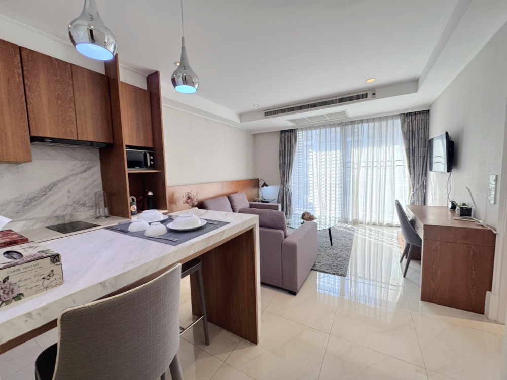 ให้เช่าคอนโดรัชดา ห้วยขวาง : RENT !! Condo Amanta Ratchada, MRT Thailand Cultural Centre, 2 Beds, Tower 1, Fl. 4, Area 85 sq.m., Rent 35,000 Baht