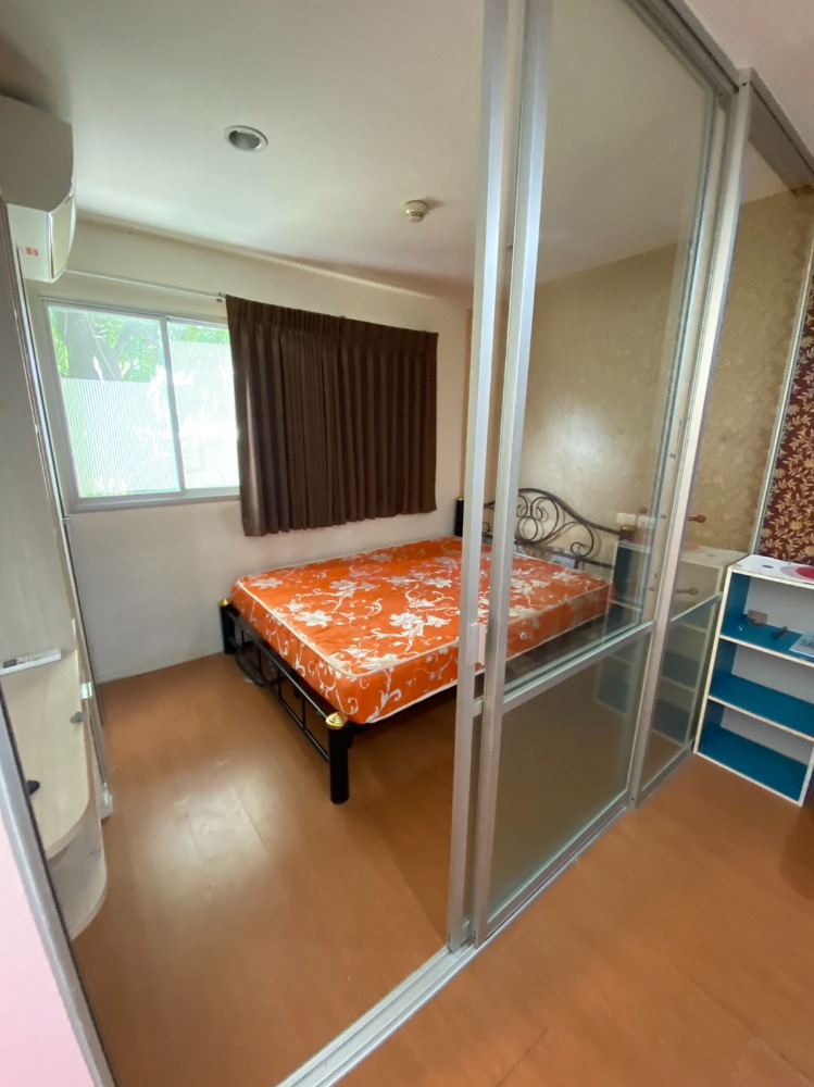 For SaleCondoSeri Thai, Ramkhamhaeng Nida : Urgent sale, condo price 990,000 baht (size 23 sq m.), Building B, 2nd floor, with furniture and electrical appliances, room in good condition.