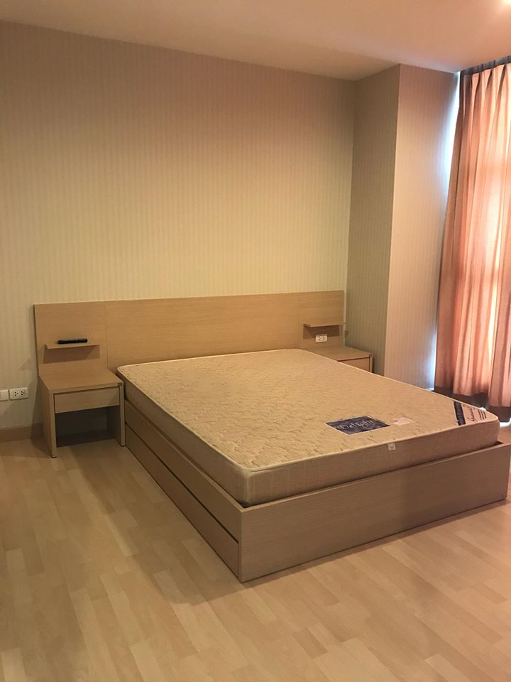 For RentCondoRatchadapisek, Huaikwang, Suttisan : !! Beautiful room for rent, condo Rhythm Ratchada, near MRT Ratchadaphisek