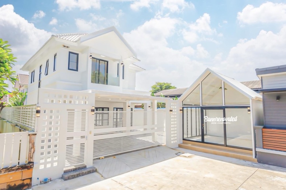 For SaleHouseKaset Nawamin,Ladplakao : 2-storey single house, Nuanchan, 3 bedrooms, 3 bathrooms, Ariya Chaba Village, Soi Nuanchan 56, newly renovated, beautiful and very large, size 54 sq m, has a work room, price only 8.9 million baht, very good location, this price is very worthwhile #free 