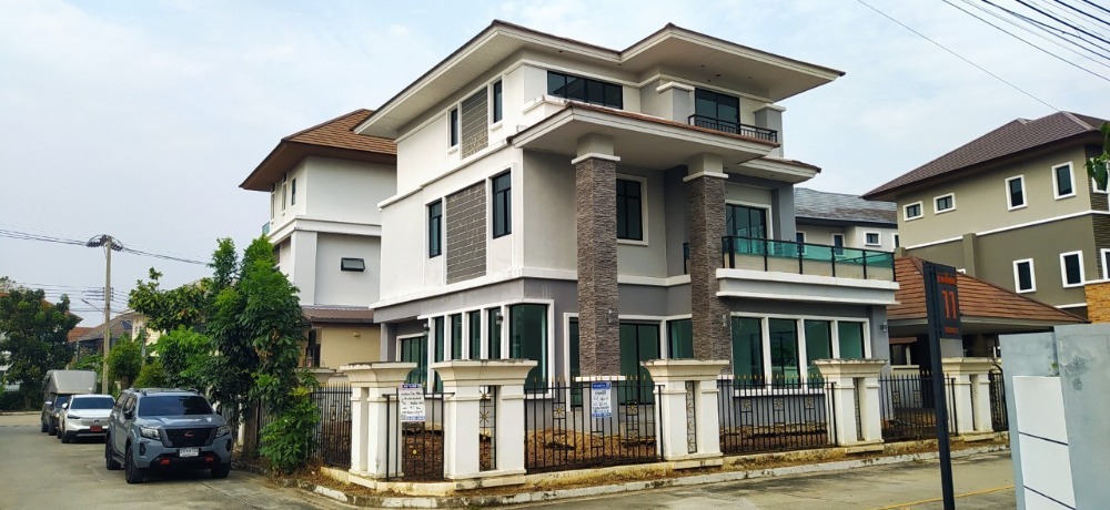 For SaleHouseBang kae, Phetkasem : For sale: 3-storey detached house, large house, beautiful plot, corner house, The Elegance Phetkasem 81