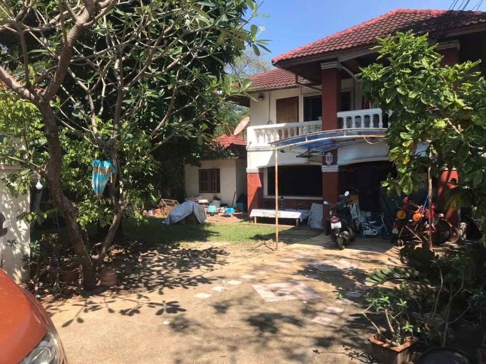 For SaleLandMin Buri, Romklao : Land with Building, Sammakorn Ramkhamhaeng 112 / 98 Square Wa (FOR SALE) COF127