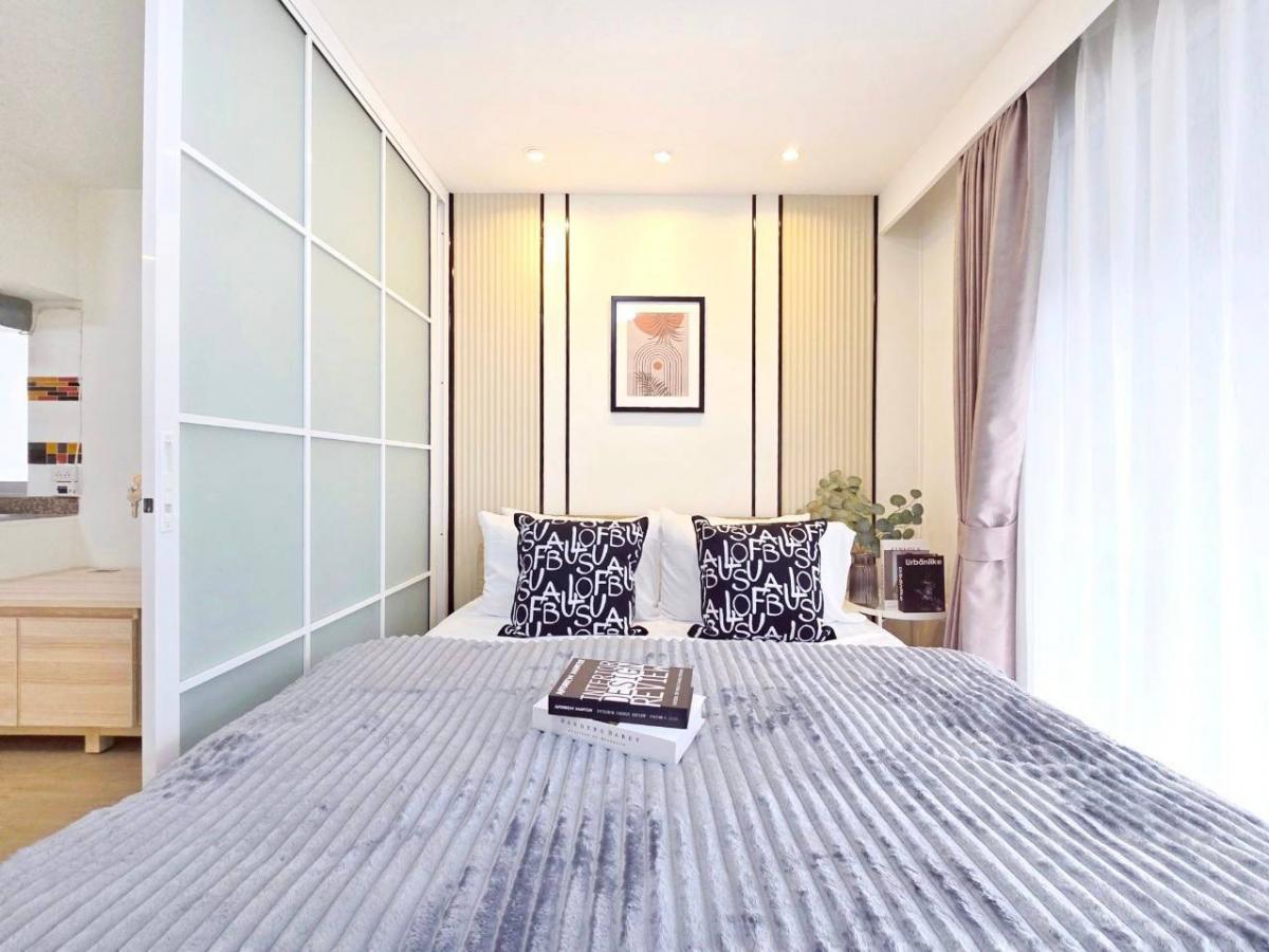 For SaleCondoLadprao101, Happy Land, The Mall Bang Kapi : 📌📌City Villa Ladprao 130 Condo in the middle of the city with the cheapest price of only 1.29 million baht, decorated like 2 million, near the electric train market, convenient to travel. 📌 This room is the most private corner room.