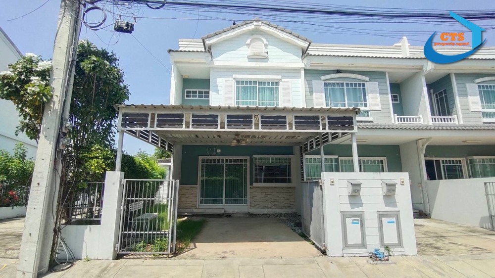 For SaleTownhouseBangna, Bearing, Lasalle : Townhouse for sale, large project, peaceful atmosphere, corner house, lots of space