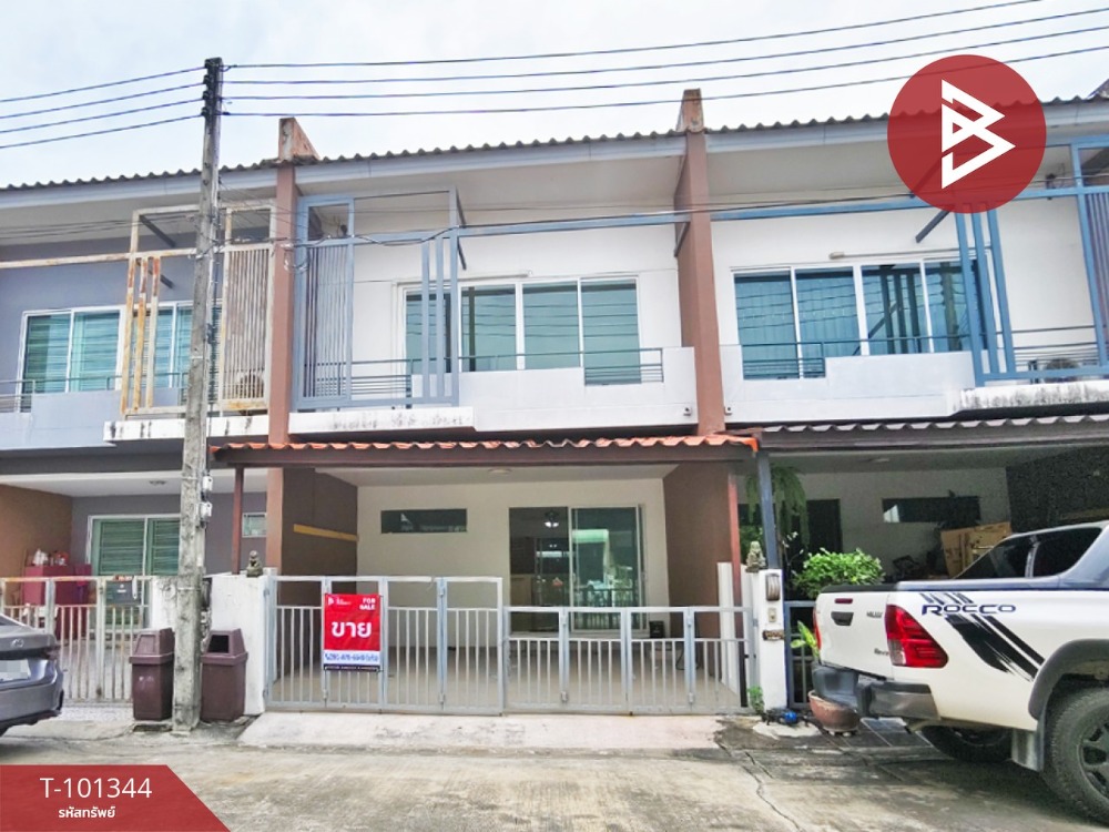 For SaleTownhousePathum Thani,Rangsit, Thammasat : Townhouse for sale, The Trust Town Village, Wongwaen-Kanchanaphisek, Pathum Thani